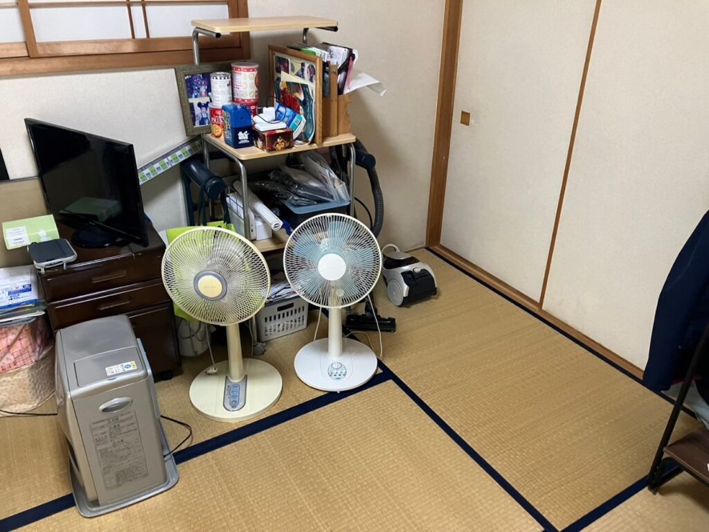 交換前の畳の写真です。