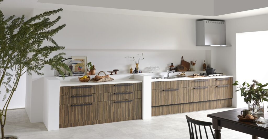 【キッチンリフォーム】「キッチンは家具」という発想。クリナップ ラクエラで叶える、おしゃれで片付けやすい理想のLDK