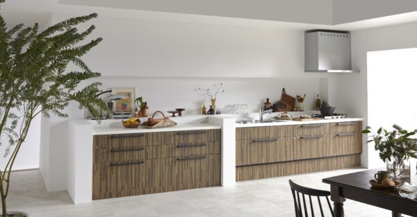 【キッチンリフォーム】「キッチンは家具」という発想。クリナップ ラクエラで叶える、おしゃれで片付けやすい理想のLDK